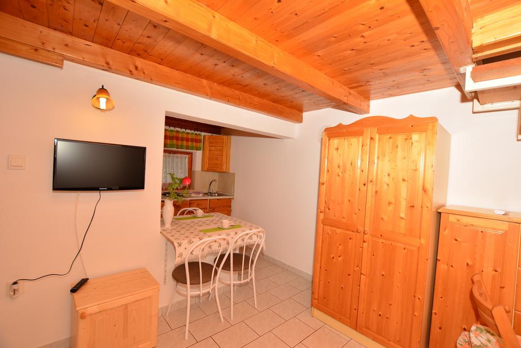 Viragoskert Apartman Hévíz Oda fotoğraf