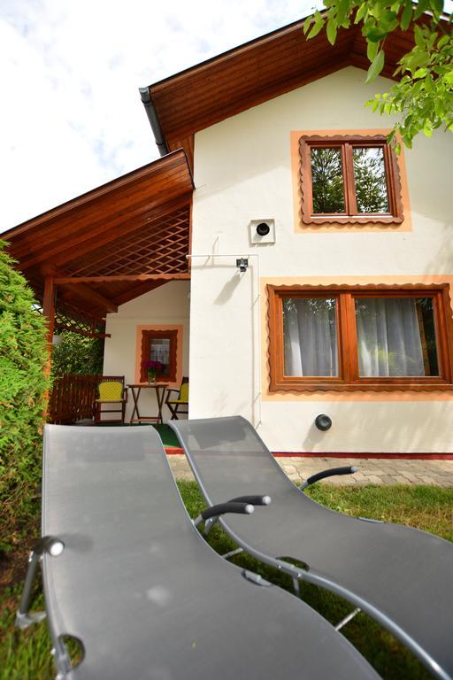Viragoskert Apartman Hévíz Oda fotoğraf