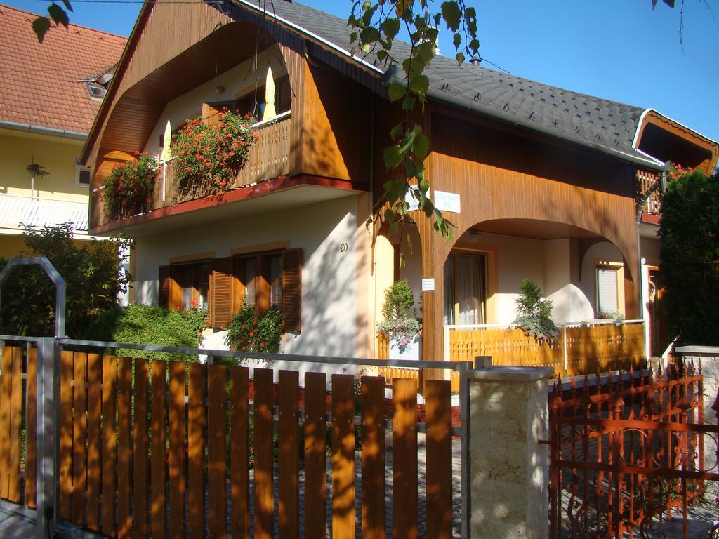 Viragoskert Apartman Hévíz Dış mekan fotoğraf